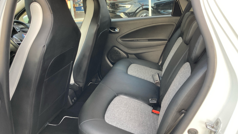 Renault Zoe 100kW i GT Line R135 50kWh Rapid Charge 5dr Auto Electric Hatchback